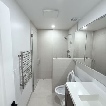 Prada Builders Group - Finished Guest Bathroom - General Contractors Near Me - San Jose, California Prada Builders Group - Finished Guest Bathroom - General Contractors Near Me - San Jose, California