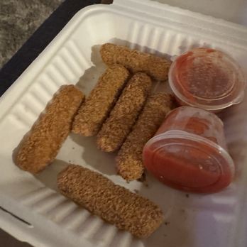 Moe's Pizza - Mozzarella sticks - Pizza Near Me - Atascadero, California Moe's Pizza - Mozzarella sticks - Pizza Near Me - Atascadero, California
