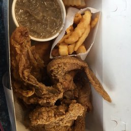 4 piece mixed box with fries, biscuits, and gravy. After drink and tax, just under $10. 4 piece mixed box with fries, biscuits, and gravy. After drink and tax, just under $10.