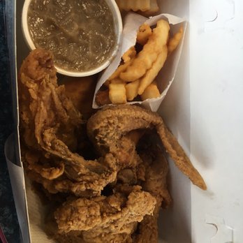 Jack Pirtles - 4 piece mixed box with fries, biscuits, and gravy. After drink and tax, just under $10. - Fast Food Near Me - Memphis, Tennessee Jack Pirtles - 4 piece mixed box with fries, biscuits, and gravy. After drink and tax, just under $10. - Fast Food Near Me - Memphis, Tennessee
