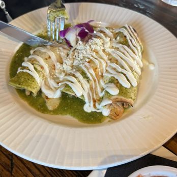 Casa Kahlo - Best green sauce enchiladas - New Mexican Cuisine Near Me - Westbury, New York Casa Kahlo - Best green sauce enchiladas - New Mexican Cuisine Near Me - Westbury, New York
