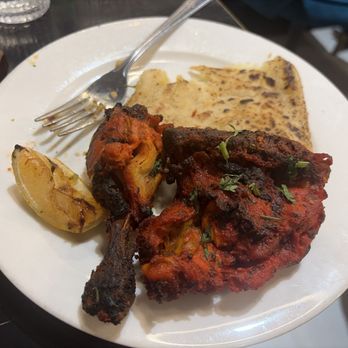 Daddy Ji Finest Indian Cuisine - Cheesy Garlic Cheese Naan and Tandoori Chicken - Indian Near Me - Claremont, California