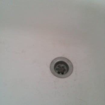 Hotel Kroatia - In der Dusche waren schwarze Flrcksn von Dreck und Haare von einer mir Fremden Person. - Hotels Near Me - Dortmund, NW