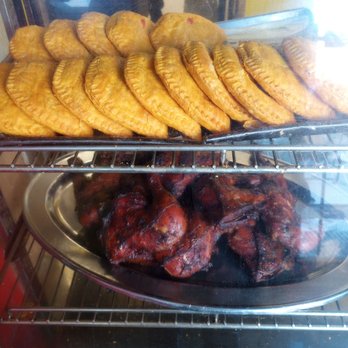Do Good Food - Jamaican beef patties and jerk chicken. - Caribbean Near Me - Ottawa, Ontario