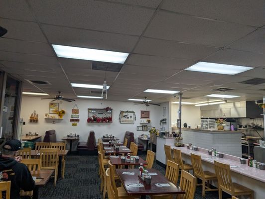 Paul's Country Kitchen by null