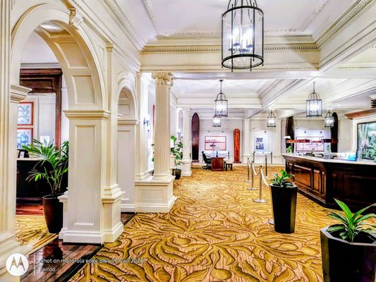 Moana Surfrider, A Westin Resort & Spa, Waikiki Beach by null