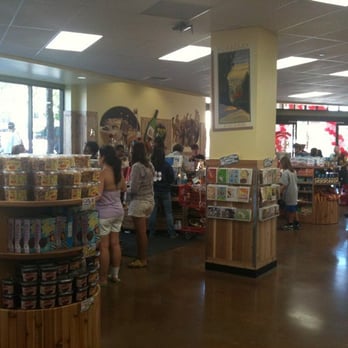 Trader Joe's - No line ... Do not get used to that! - Grocery Near Me - Berkeley, California