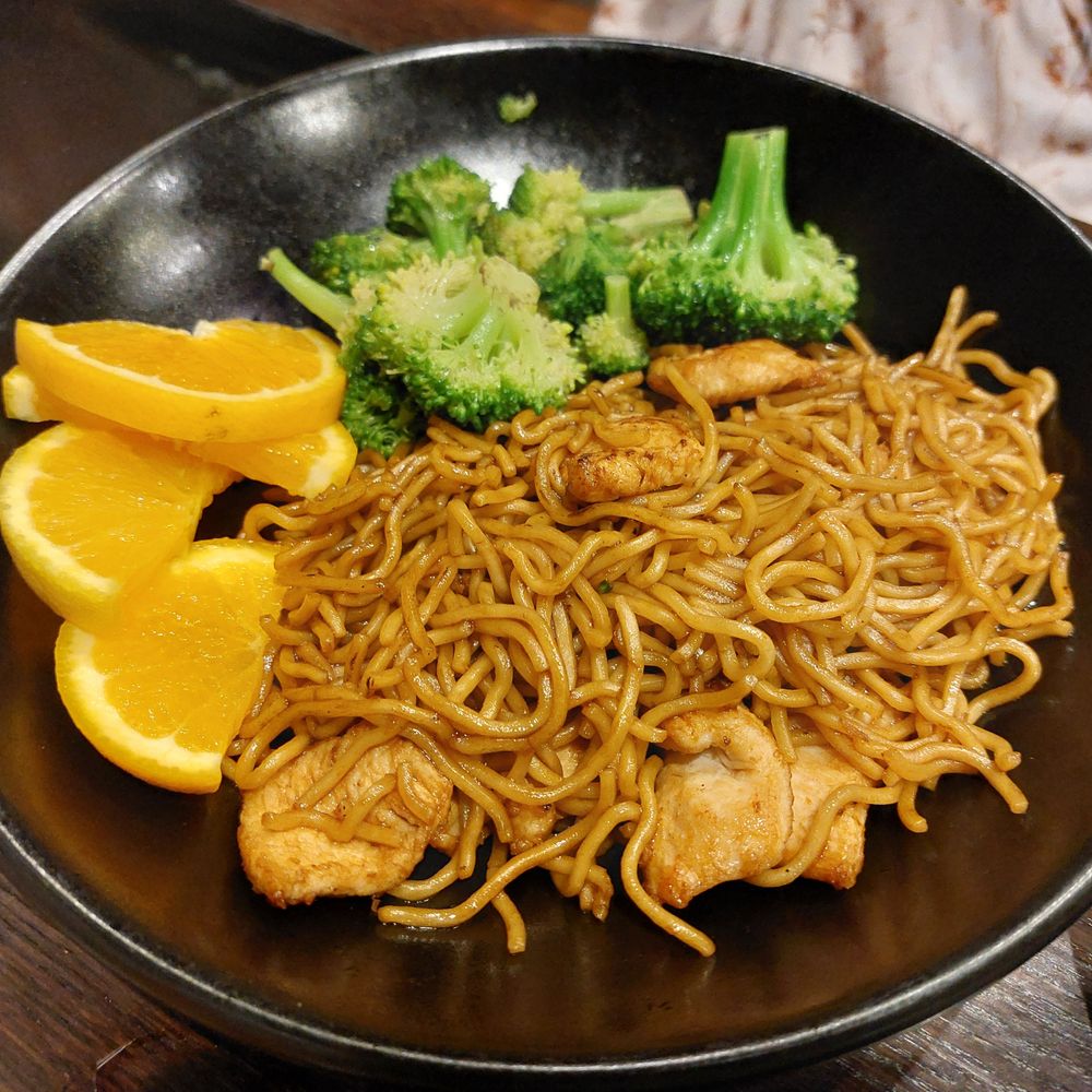 P.F. Chang's - Kids Chicken Lo Mein - Chinese Near Me - Hackensack, New Jersey P.F. Chang's - Kids Chicken Lo Mein - Chinese Near Me - Hackensack, New Jersey
