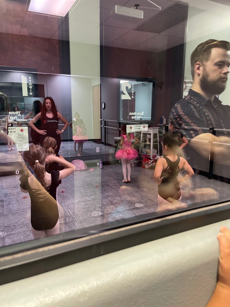 DANCE ZONE Updated October 2024 16 Reviews 11221 S Eastern Ave