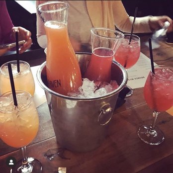 Wheelhouse Downtown - Endless Mimosas - Burgers Near Me - Saint Louis, Missouri