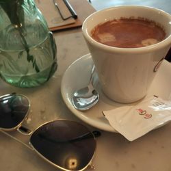 Stenz - deli.café.bar
