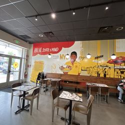 The Halal Guys - Interior