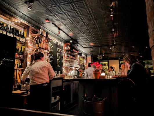 Le Caveau by null