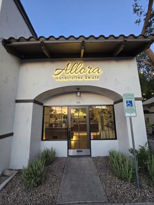 Allora Gelato by null