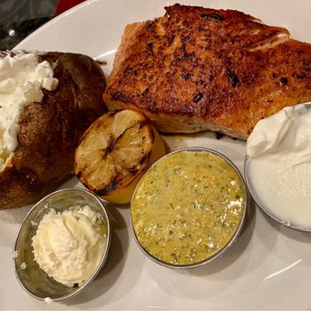 1933 Lounge - Grilled Salmon - Steakhouses Near Me - Fishers, Indiana