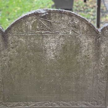 Granary Burying Ground - Funeral Services & Cemeteries Near Me - Boston, Massachusetts Granary Burying Ground - Funeral Services & Cemeteries Near Me - Boston, Massachusetts