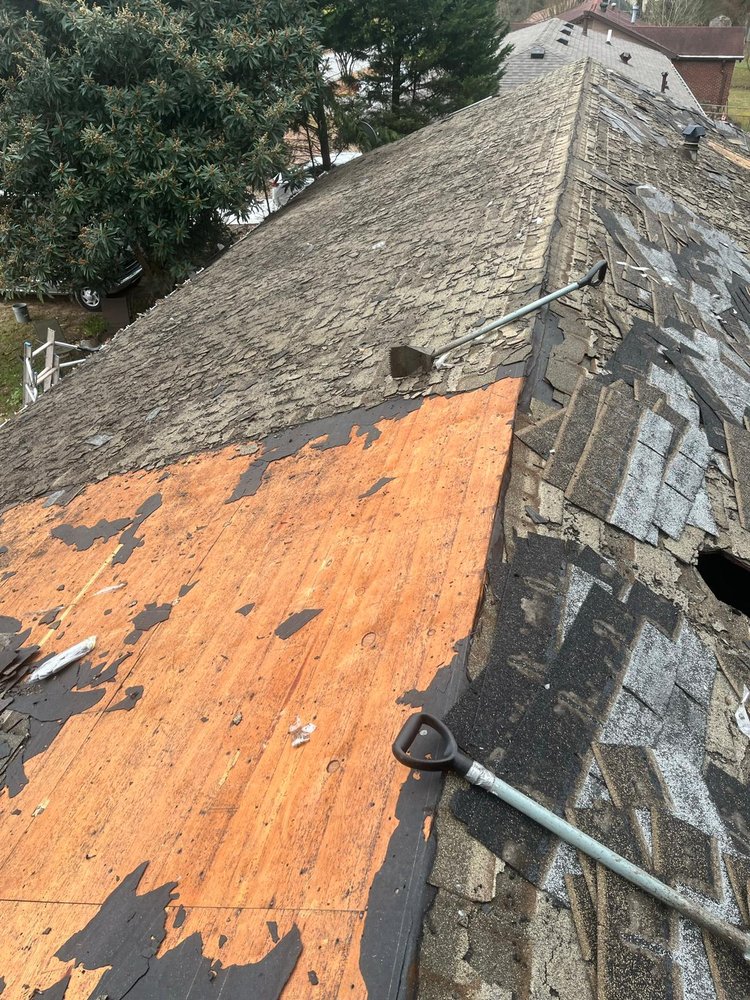 Slide of Ponce's Exterior