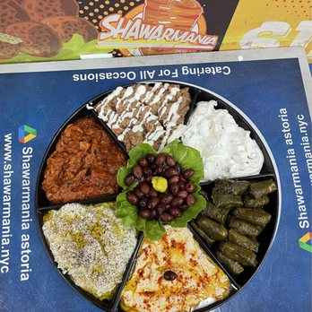 Shawarmania - Simple tray - Halal Near Me - Astoria, New York Shawarmania - Simple tray - Halal Near Me - Astoria, New York