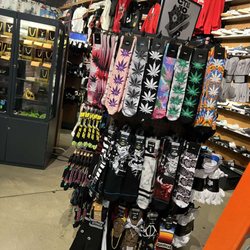 Zumiez