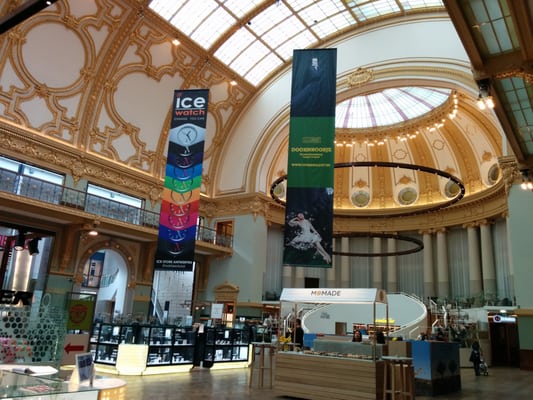 Stadsfeestzaal by null