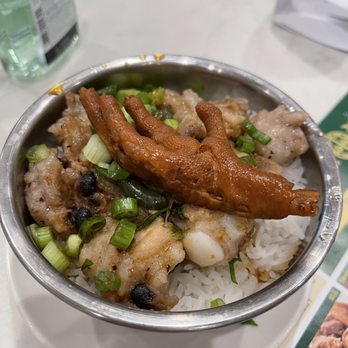Tim Ho Wan - R2. Steamed Rice with Pork Spare Rib and Chicken Feet - Dim Sum Near Me - Irvine, California Tim Ho Wan - R2. Steamed Rice with Pork Spare Rib and Chicken Feet - Dim Sum Near Me - Irvine, California