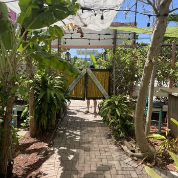 Irie Island Eats - Coffee & Tea Near Me - Marathon, Florida