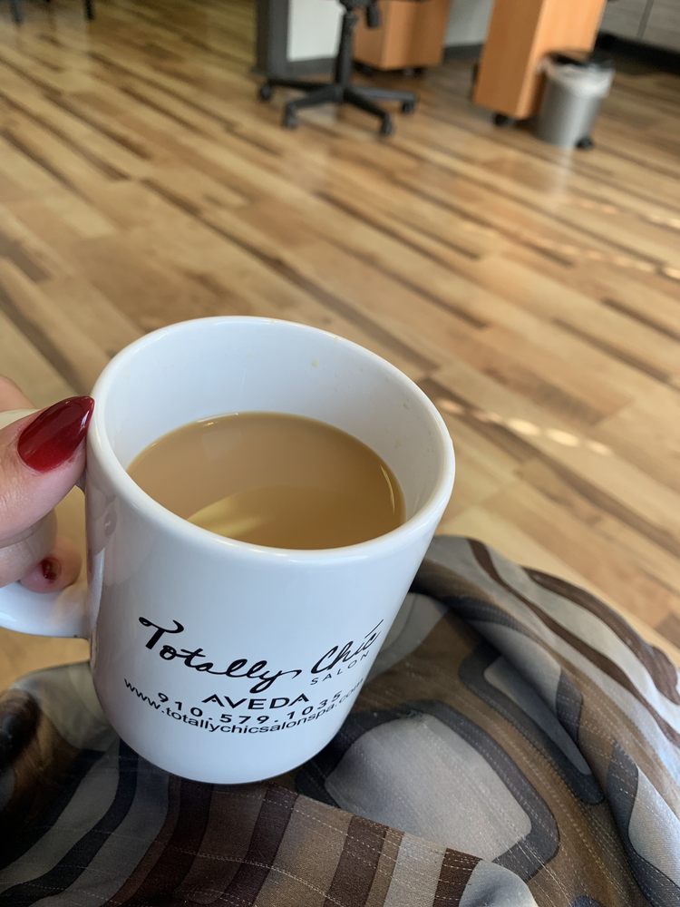 TOTALLY CHIC SALON & SPA Nail Salons 9188 Beach Dr SE, Calabash, NC