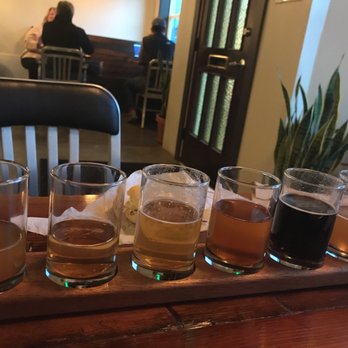 Standard Brewing - sampler - Breweries Near Me - Seattle, Washington Standard Brewing - sampler - Breweries Near Me - Seattle, Washington
