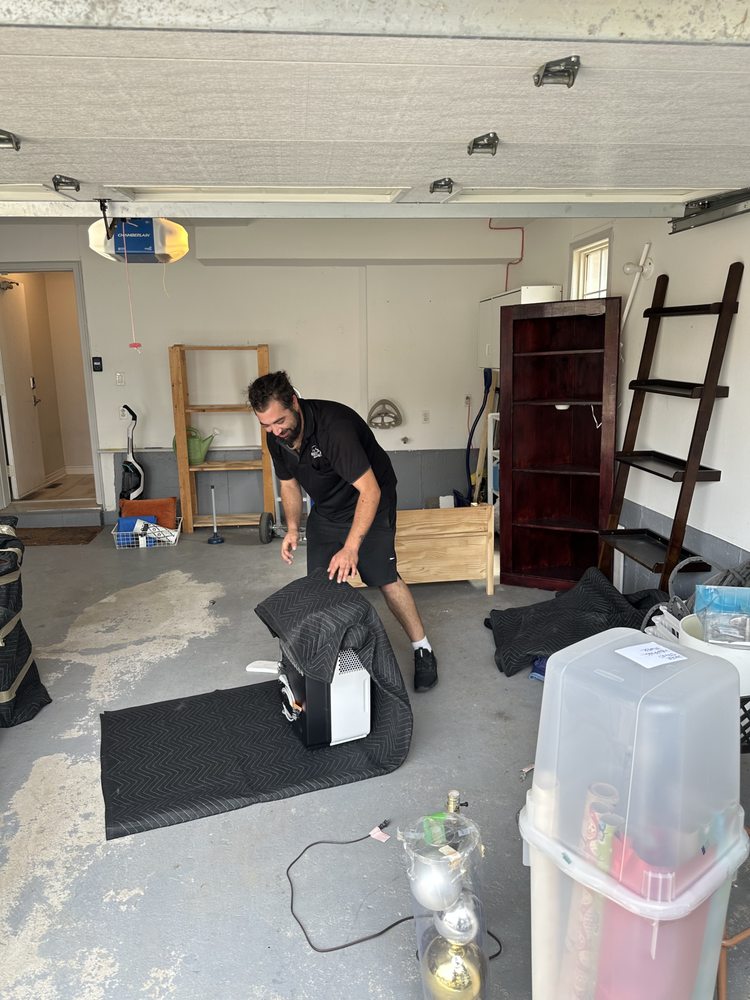 RELOCATION ENGINEERS - Updated April 2024 - 38 Photos - 1901-5000 Yonge ...