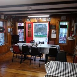 Amore Pizzeria - Our seating area