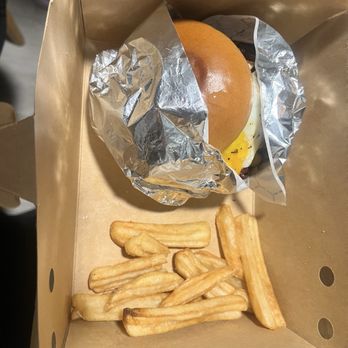 Denny's - Missing half the portion - American Near Me - Sacramento, California