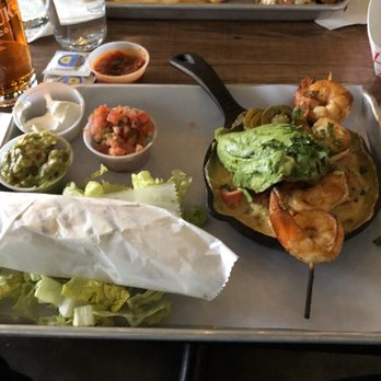 Street to Table - Shrimp fajitas - Cocktail Bars Near Me - Merrick, New York