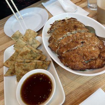 dan modern chinese - Chinese Near Me - Long Beach, California