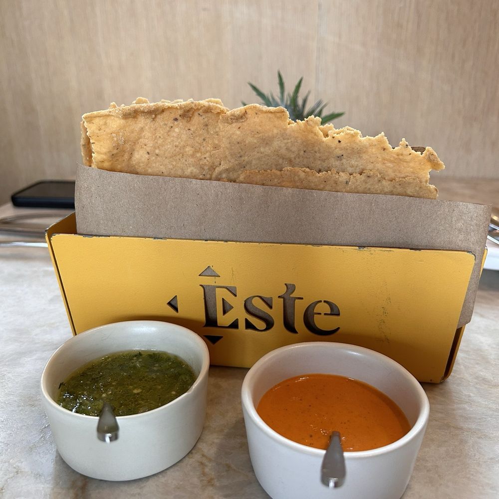 Este - Seafood Near Me - Austin, Texas Este - Seafood Near Me - Austin, Texas