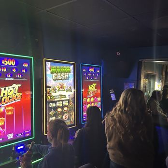 The County Line - Dive Bars Near Me - Louisville, Kentucky