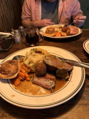 Kelly's Irish Pub by null