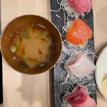 Ari Sushi - Sushi Bars Near Me - Dublin, California