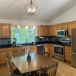 Rachael Schreiner Nebraska Realtor - Beautiful kitchen remodel in Coyote Run