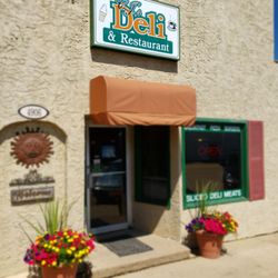 C J's Delicatessen - The outside view of the café from the street