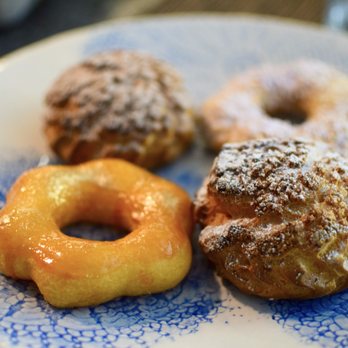 AlimamaTea - cream puffs and mochi donuts - Desserts Near Me - New York, New York AlimamaTea - cream puffs and mochi donuts - Desserts Near Me - New York, New York