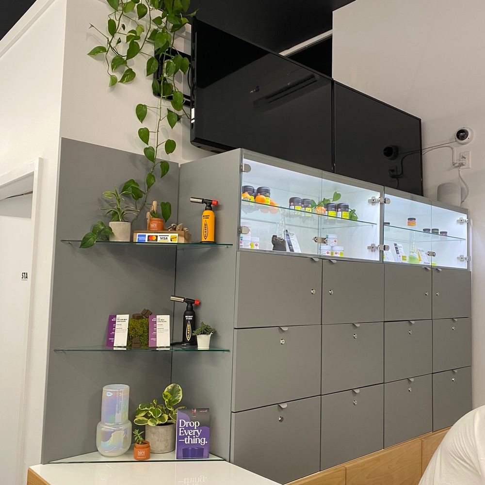 Up in Smoke - Cannabis Dispensaries Near Me - Vancouver, British Columbia Up in Smoke - Cannabis Dispensaries Near Me - Vancouver, British Columbia