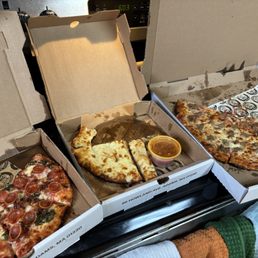 Pesto-roni, cheese bread, sausage & meatball Pesto-roni, cheese bread, sausage & meatball