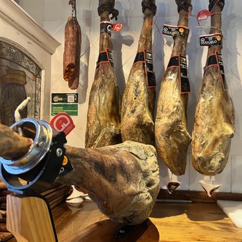 Cervecería Gambrinus - Jamón ibérico de bellota, un diez - Beer Bar Near Me - Benicàssim, CS Cervecería Gambrinus - Jamón ibérico de bellota, un diez - Beer Bar Near Me - Benicàssim, CS