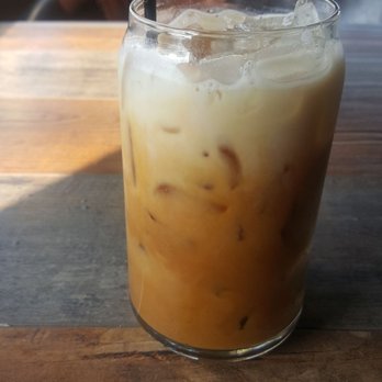 Briki Cafe - Iced fat free vanilla latte with almond milk - Greek Near Me - Addison, Illinois