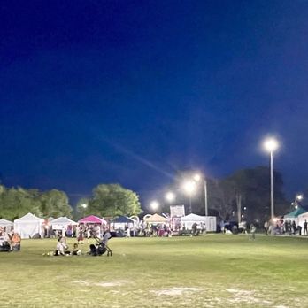 England Brothers Bandshell Park - Vendors. Beautiful night! - Parks Near Me - Pinellas Park, Florida