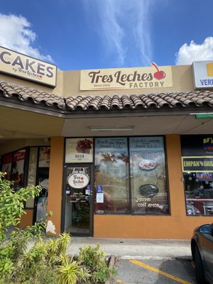Tres Leches Factory by null