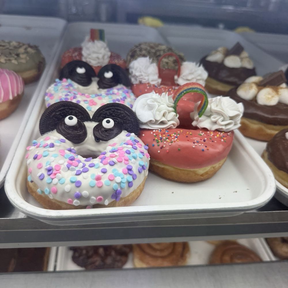 Linda's Coffee House - More cute donuts! - Donuts Near Me - Lake Forest, California