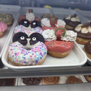 Linda's Coffee House - More cute donuts! - Donuts Near Me - Lake Forest, California
