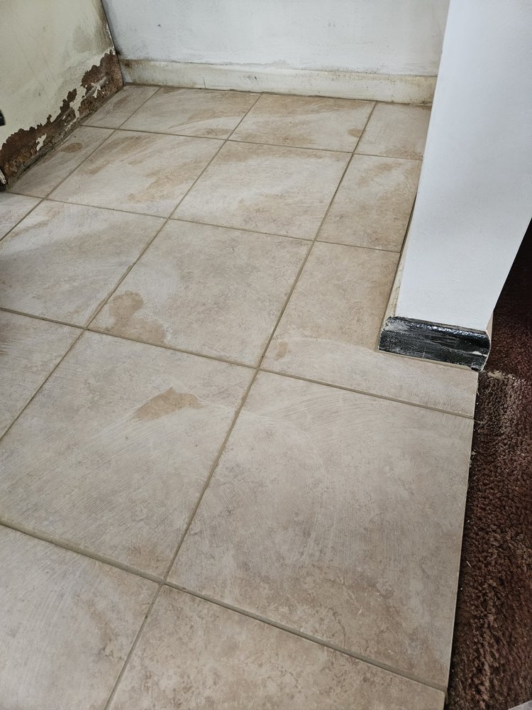 Slide of Xclusive Homes