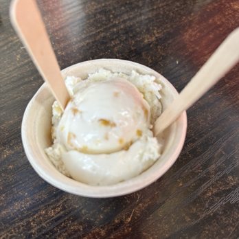 Mis Raices - Pineapple coconut flavor - Cafes Near Me - Calistoga, California